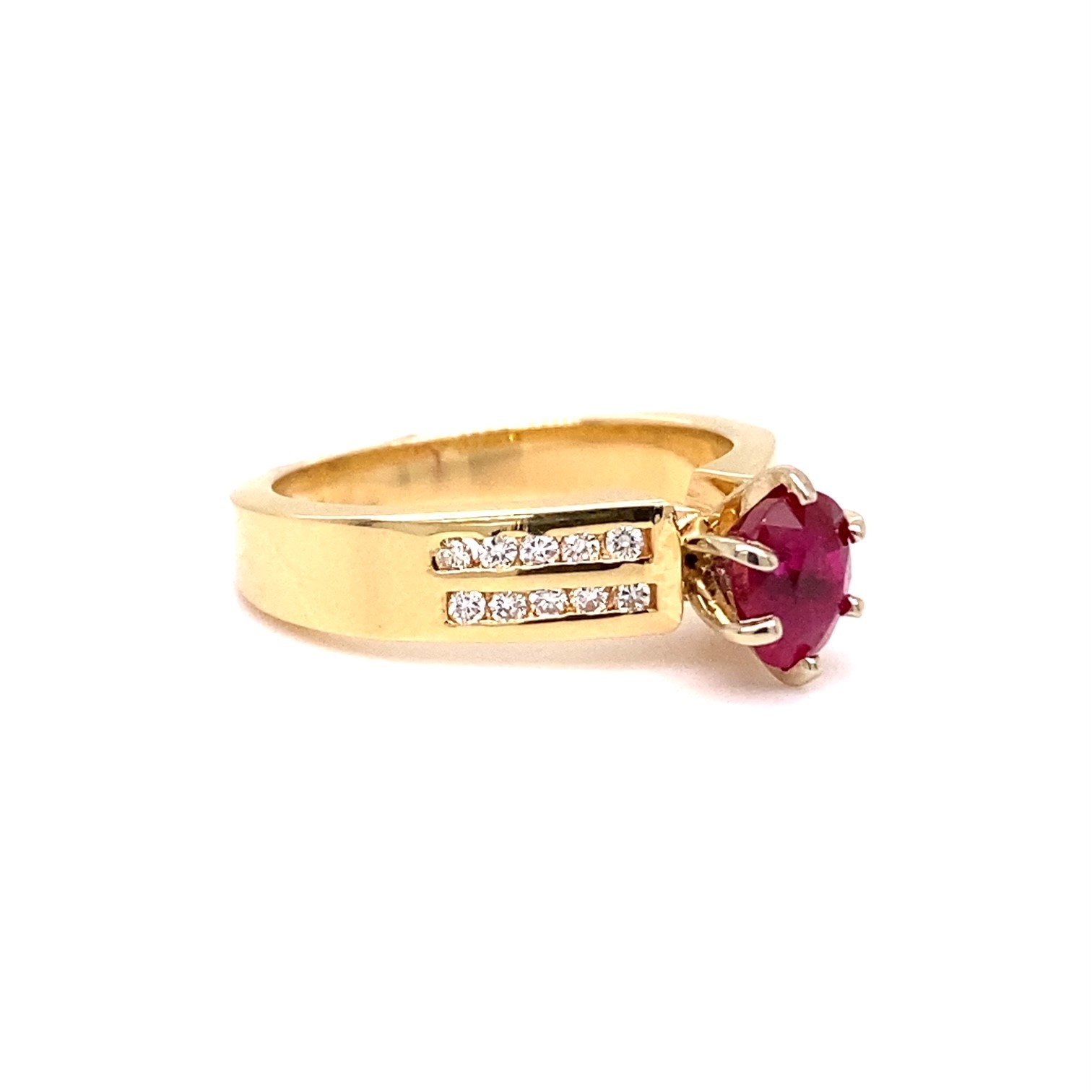 14K Yellow Gold Real Diamond and Oval Ruby Ring - Walmart.com