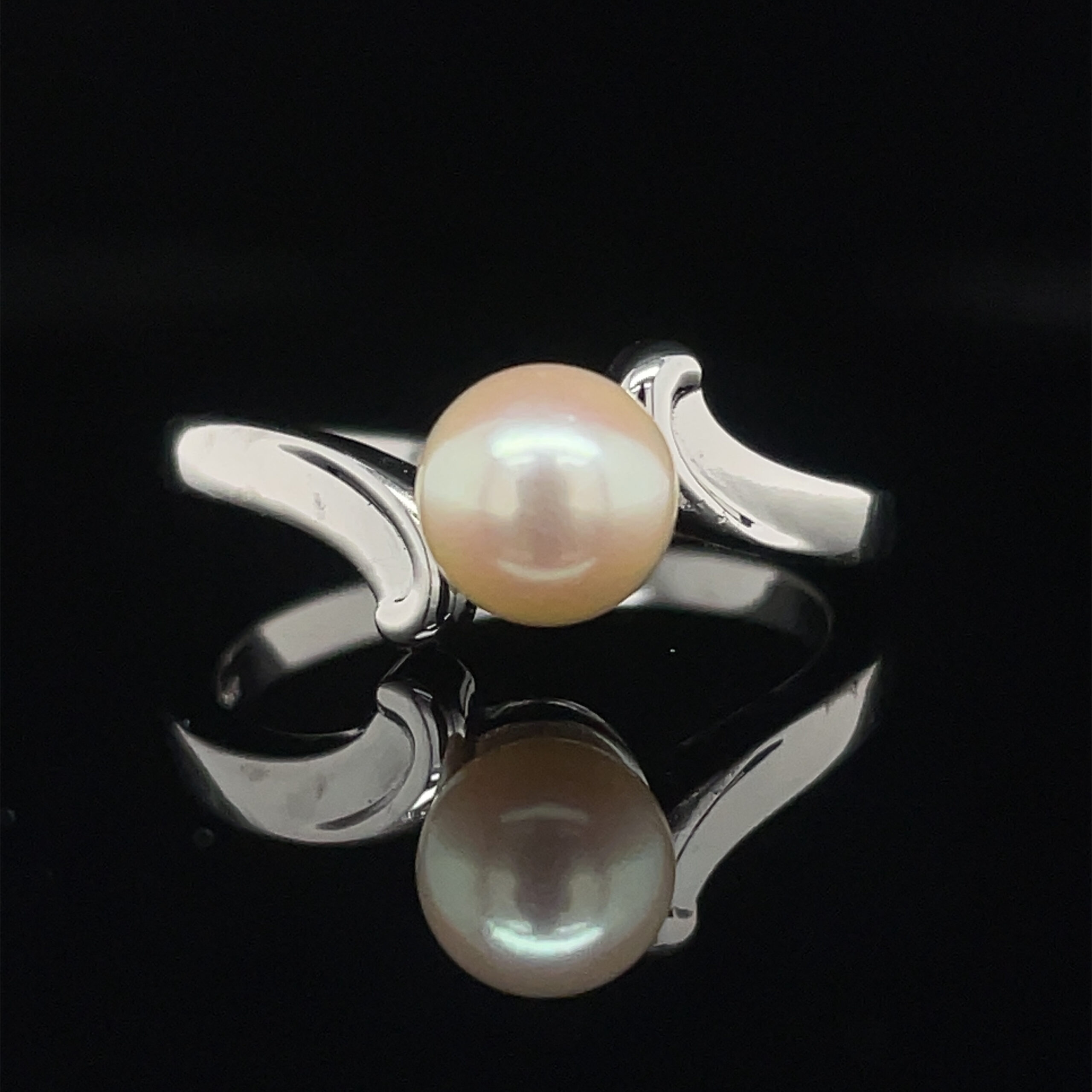 One of a Kind Mother of Pearl Silver Ring No:2 | Boutique Ottoman Exclusive