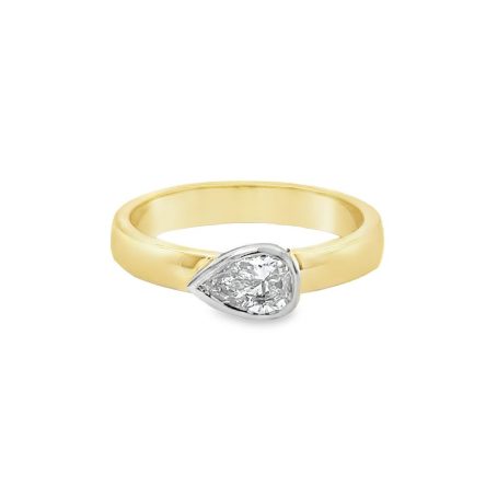 0.55ct PEAR CUT DIAMOND SOLITAIRE ENGAGEMENT RING
