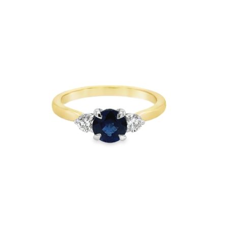 SAPPHIRE & DIAMOND RING