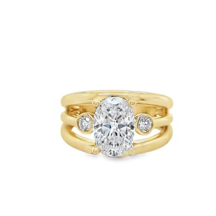 OVAL CUT DIAMOND ENGAGEMENT SEMI-MOUNT RING