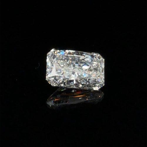 3.02ct G, VVS2 RADIANT CUT LAB GROWN DIAMOND