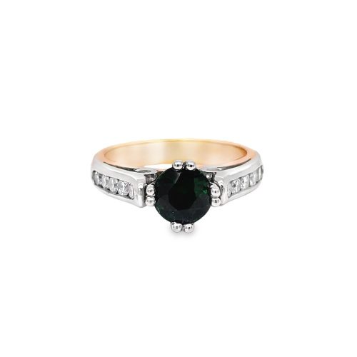 TSAVORITE GARNET & DIAMOND RING