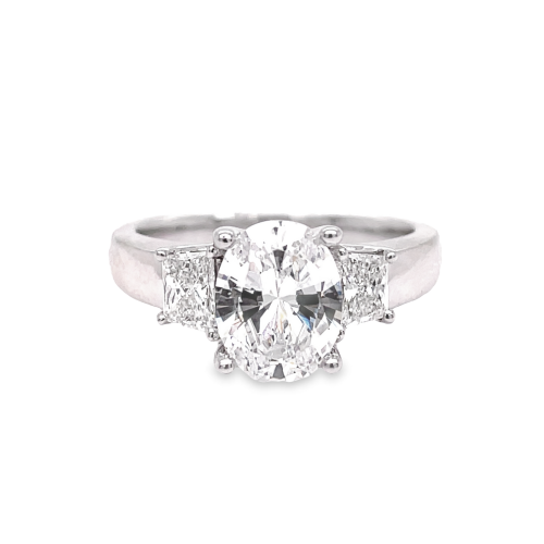 OVAL CUT DIAMOND THREE STONE ENGAGEMENT SEMI-MOUNT RING