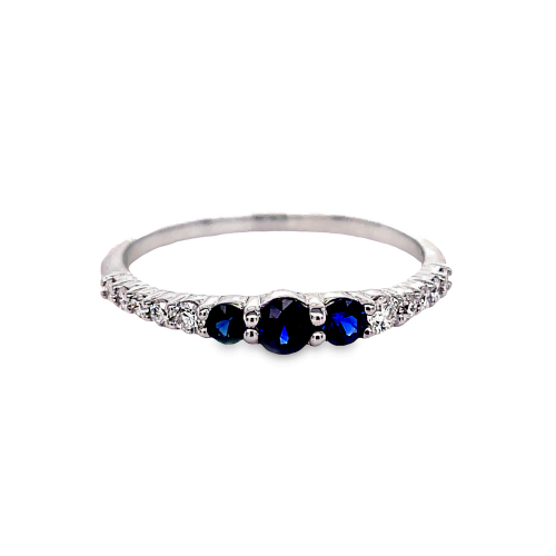 SAPPHIRE & DIAMOND FASHION RING