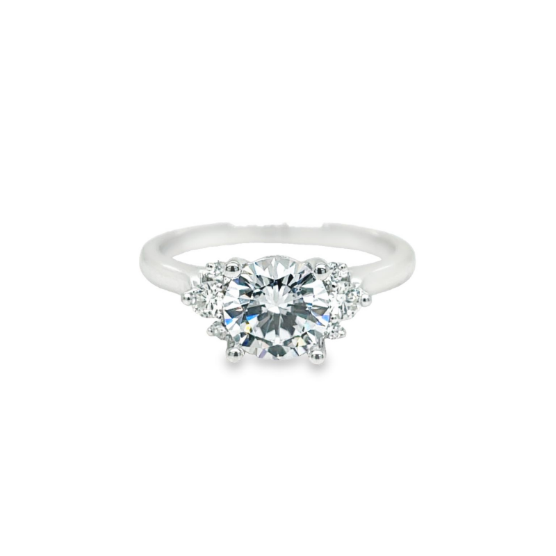 ROUND DIAMOND ENGAGEMENT SEMI-MOUNT RING