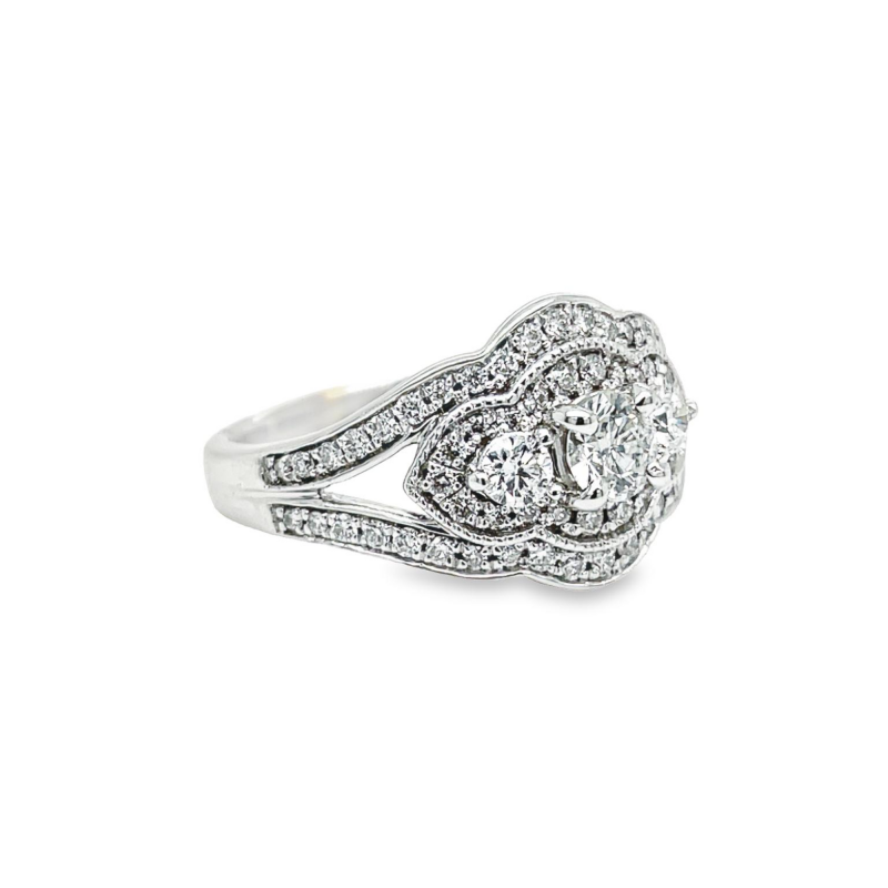 0.30ct ROUND BRILLIANT CUT DIAMOND HALO ENGAGEMENT RING - Image 2