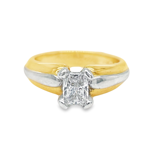 0.72ct RADIANT CUT DIAMOND SOLITAIRE ENGAGEMENT RING