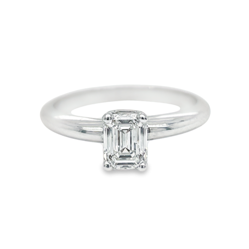 0.75ct EMERALD CUT DIAMOND SOLITAIRE ENGAGEMENT RING