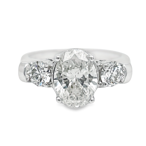 2.00ct OVAL CUT DIAMOND ENGAGEMENT RING