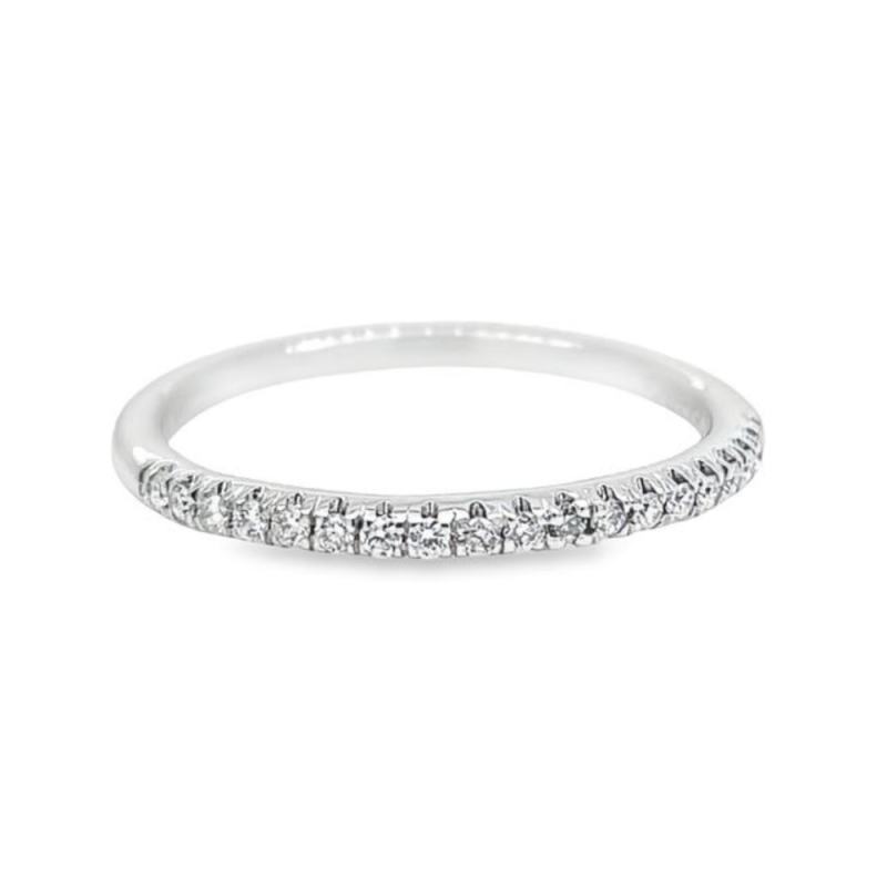 0.13ct TOTAL WEIGHT DIAMOND BAND