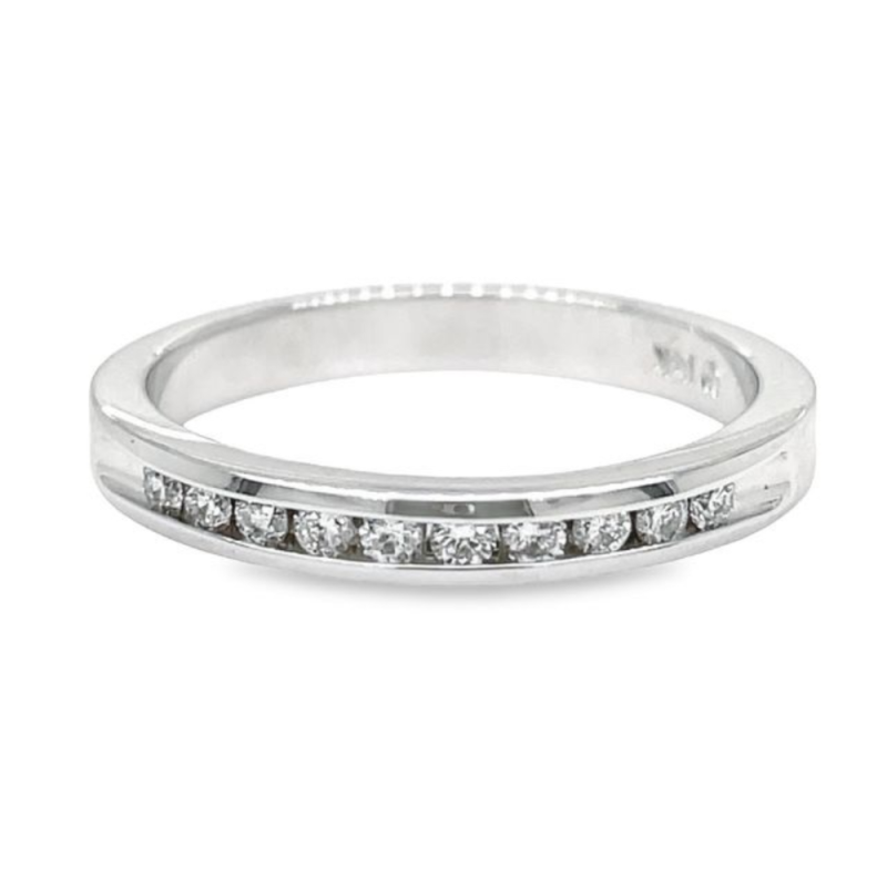 0.20ct TOTAL WEIGHT DIAMOND BAND