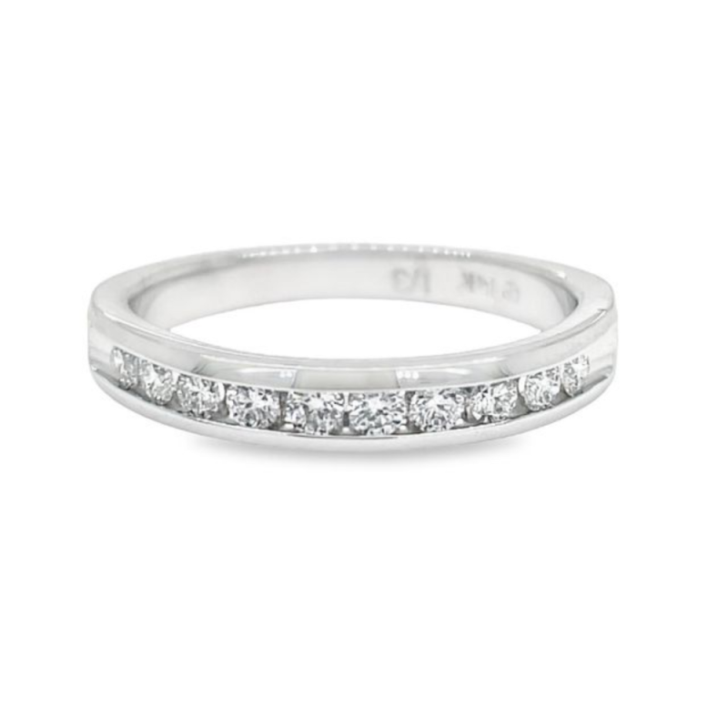 0.33ct TOTAL WEIGHT DIAMOND BAND