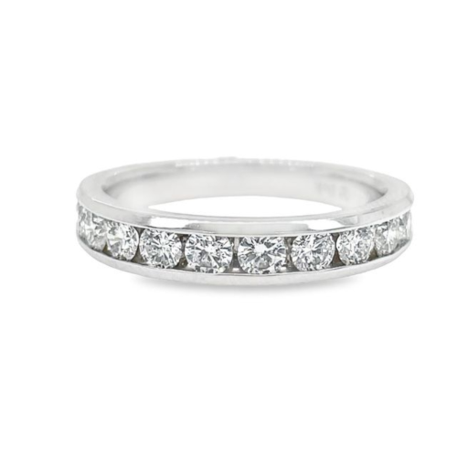0.75ct TOTAL WEIGHT DIAMOND BAND