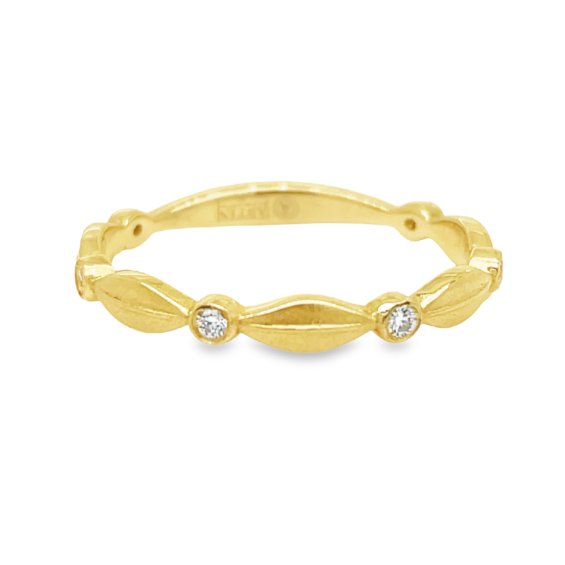 0.09ct TOTAL WEIGHT DIAMOND BAND