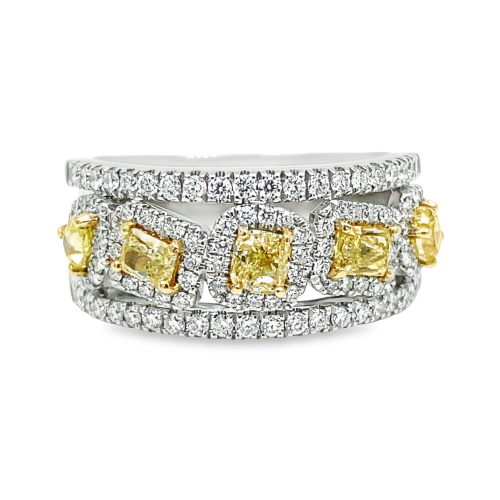 1.37ct TOTAL WEIGHT WHITE & YELLOW DIAMOND FASHION RING