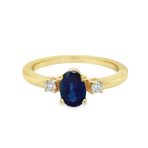 SAPPHIRE & DIAMOND FASHION RING
