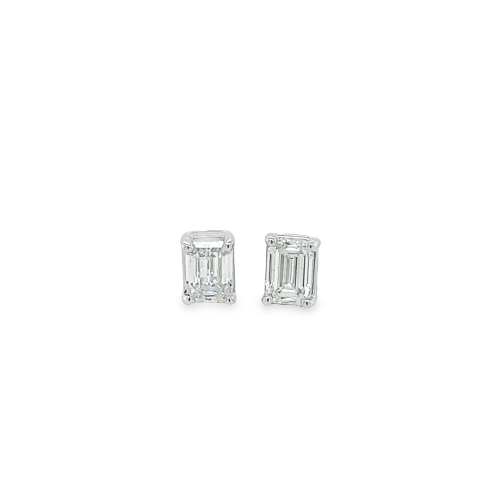 0.64ct TOTAL WEIGHT EMERALD CUT DIAMOND STUD EARRINGS