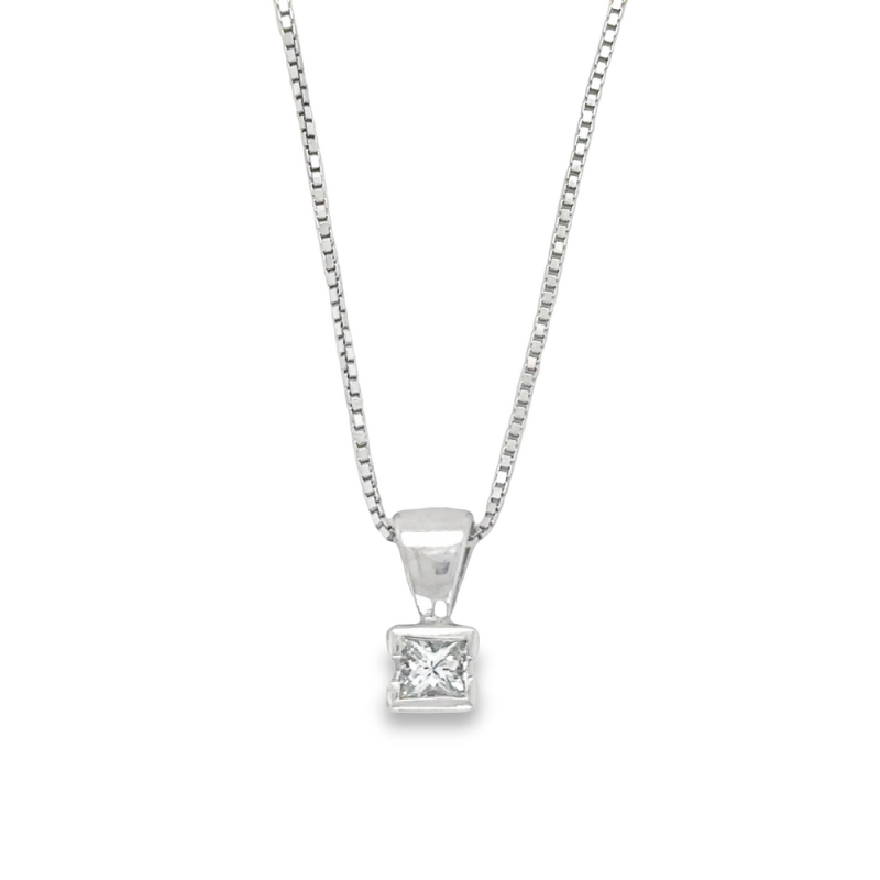 0.40ct PRINCESS CUT DIAMOND SOLITAIRE NECKLACE
