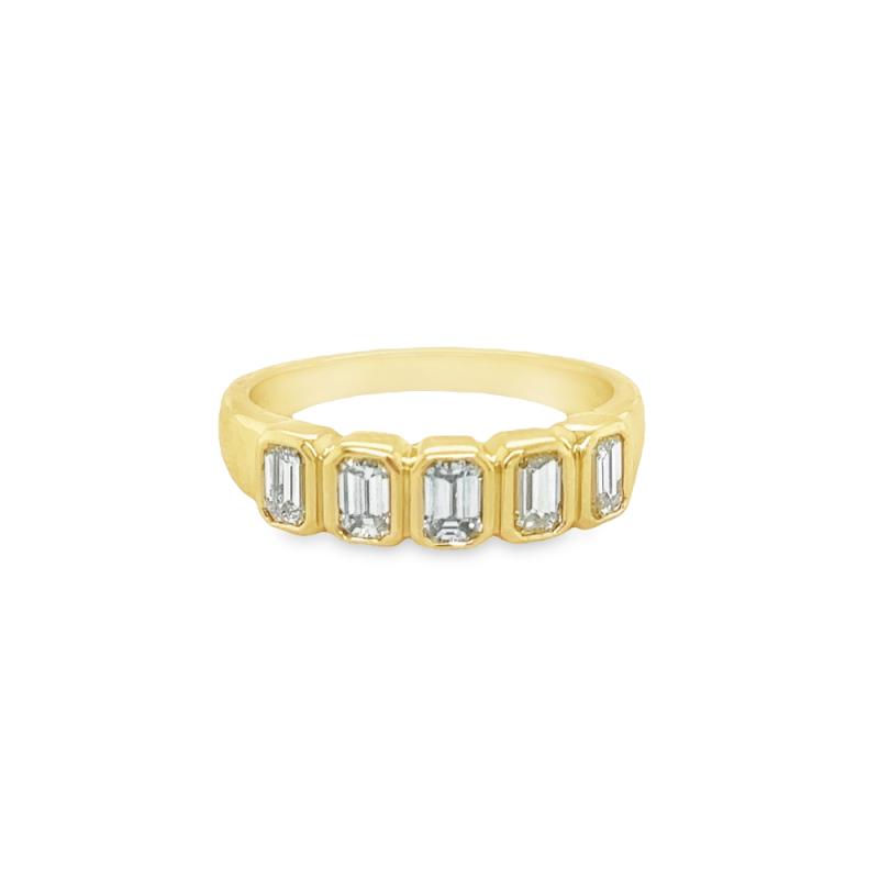 0.77ct TOTAL WEIGHT DIAMOND FASHION RING