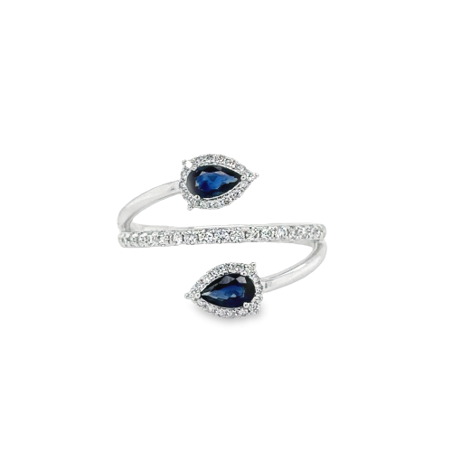 SAPPHIRE & DIAMOND FASHION RING