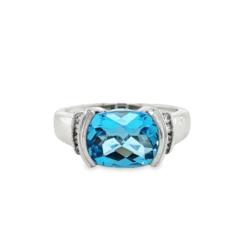 Rings, jewelry and watches by Herteen & Stocker in Iowa City, IA.