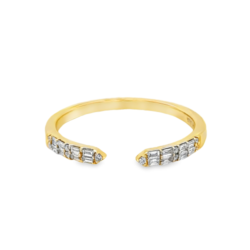 0.16ct TOTAL WEIGHT DIAMOND BAND