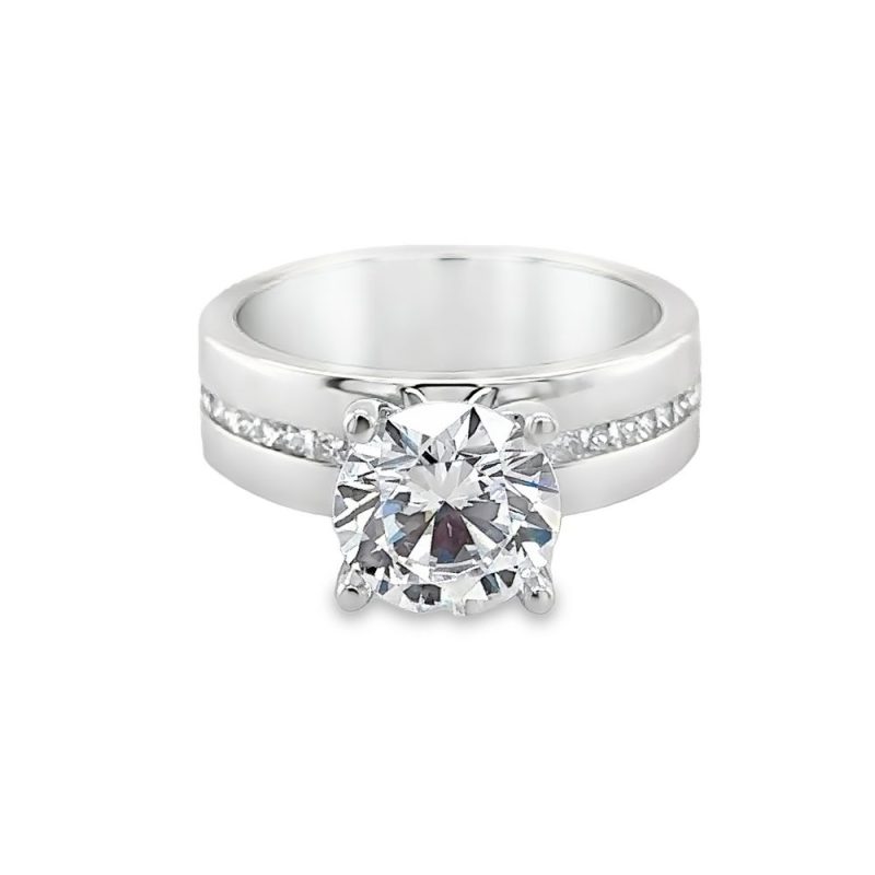 ROUND DIAMOND ENGAGEMENT SEMI-MOUNT RING
