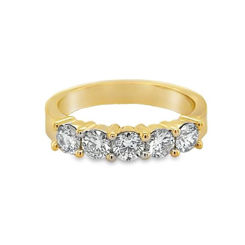 1.01ct TOTAL WEIGHT DIAMOND BAND