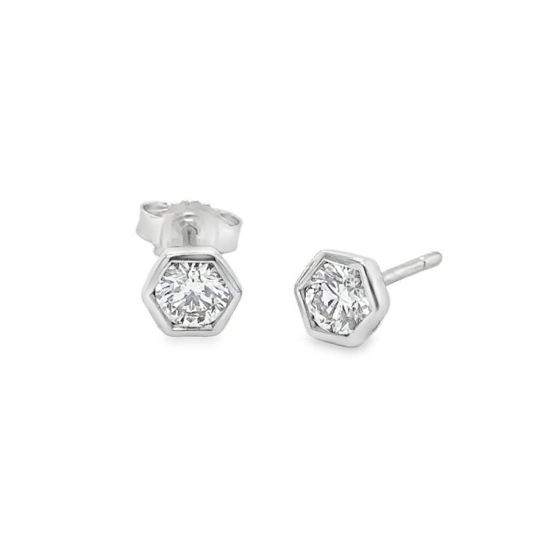 0.50ct TOTAL WEIGHT DIAMOND STUD EARRINGS
