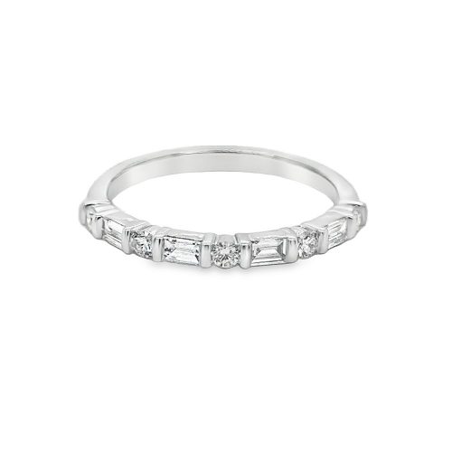 0.38ct TOTAL WEIGHT DIAMOND BAND