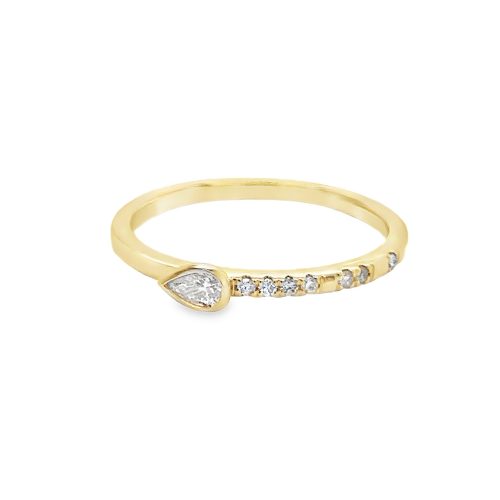 0.15ct TOTAL WEIGHT DIAMOND FASHION RING