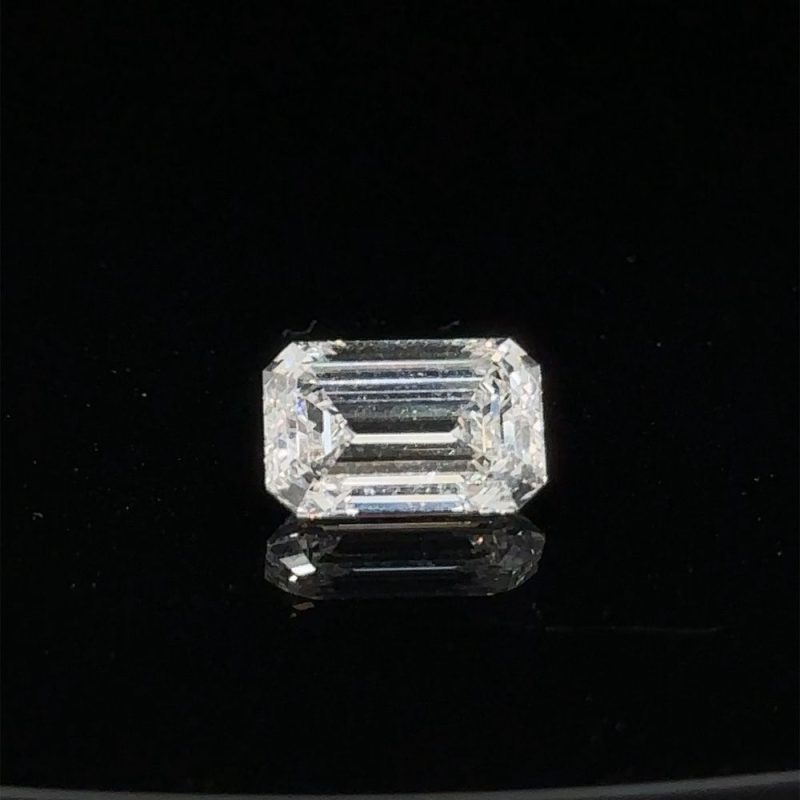 2.30ct E, VS1 EMERALD CUT LAB GROWN DIAMOND