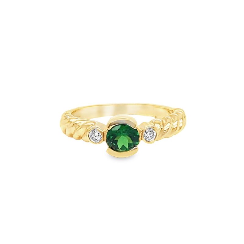 TSAVORITE GARNET & DIAMOND RING