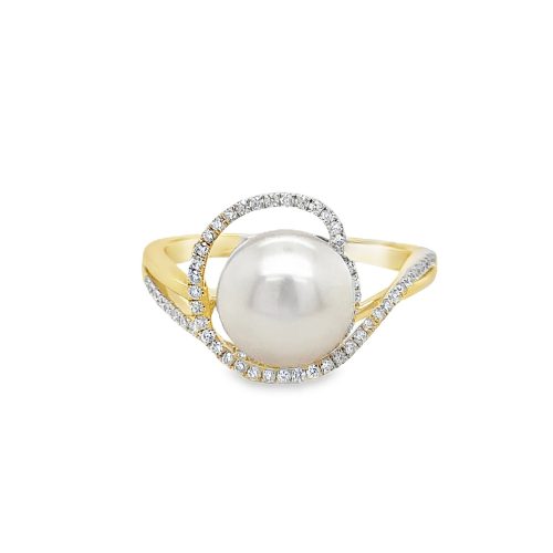 PEARL & DIAMOND RING