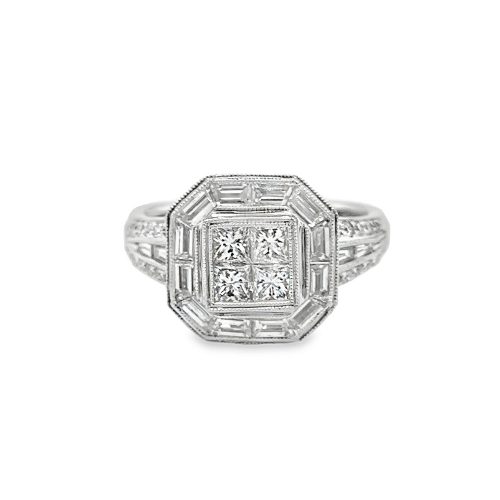 1.57ct TOTAL WEIGHT DIAMOND FASHION RING