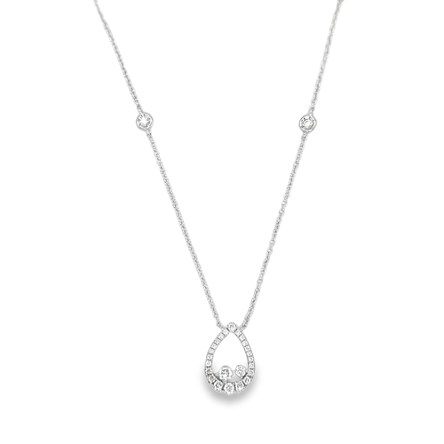 DIAMOND HALO NECKLACE