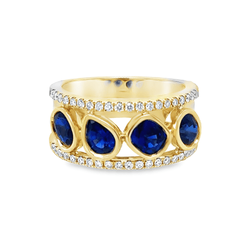 SAPPHIRE & DIAMOND RING