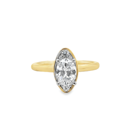 OVAL DIAMOND ENGAGEMENT SEMI-MOUNT RING